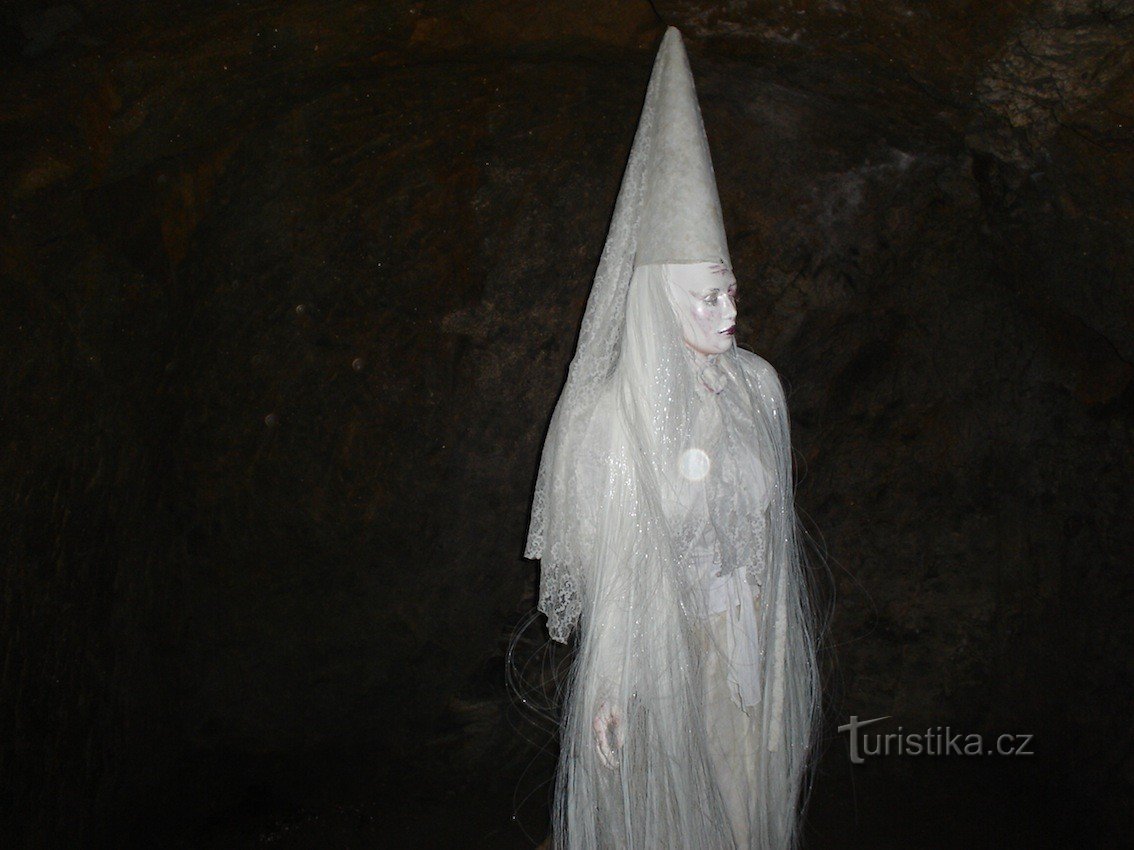 Το στοιχειωμένο υπόγειο στο Tábor