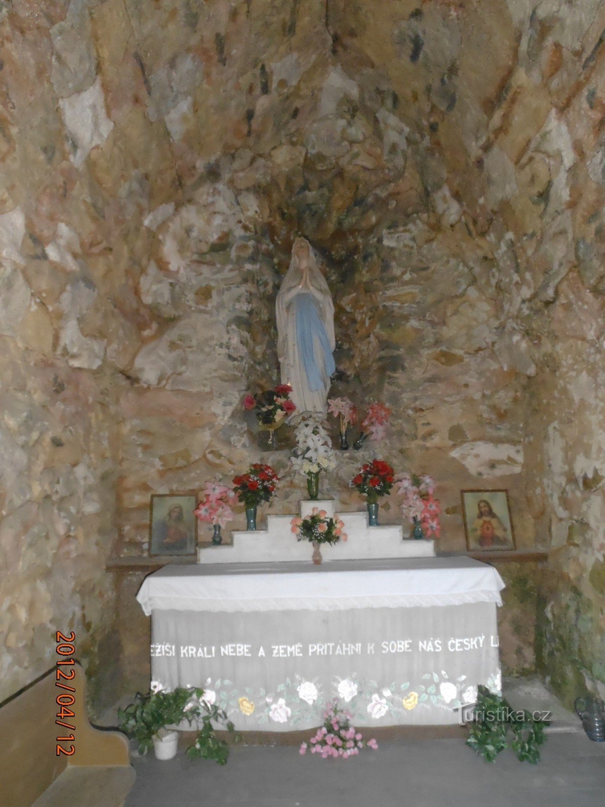 Őrtorony_04_(PV)-Lourdes-barlang
