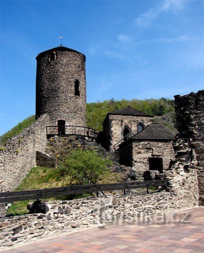 Střekov – ruins of artists