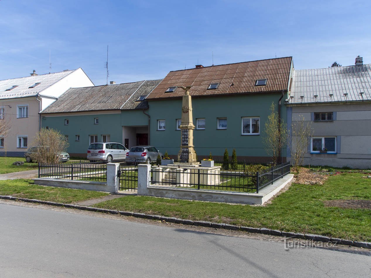 Střen - monument över de stupade