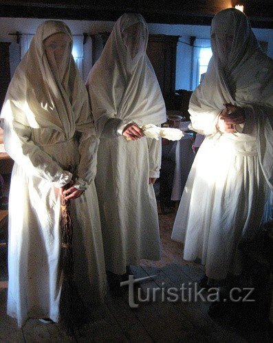 Silver Advent Sunday στο υπαίθριο μουσείο στο Khuim