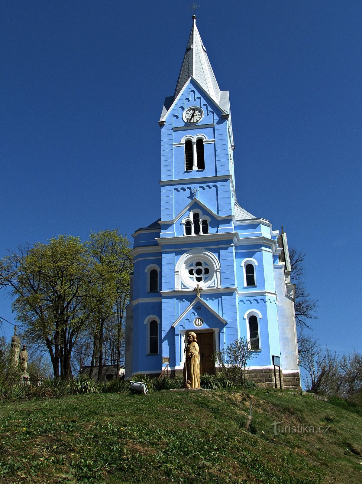 Стржибрнице - площадь костела св. Прокопа