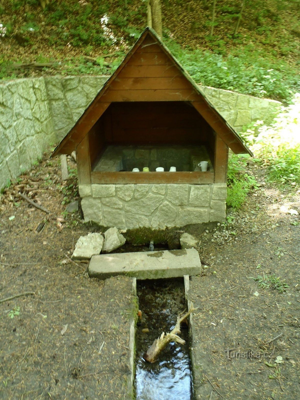 Studánka Bezdýnka - 27.5.2012 maj XNUMX