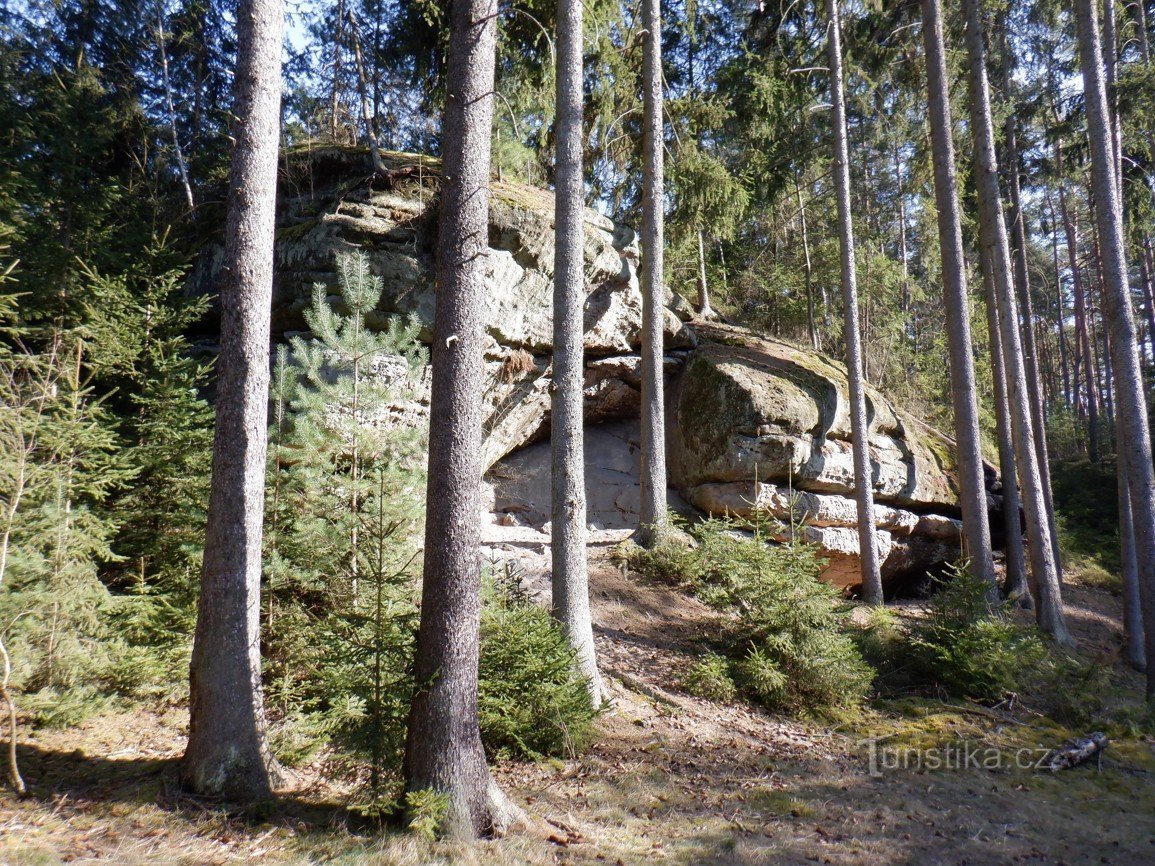 Kylmä rotko helvettiin