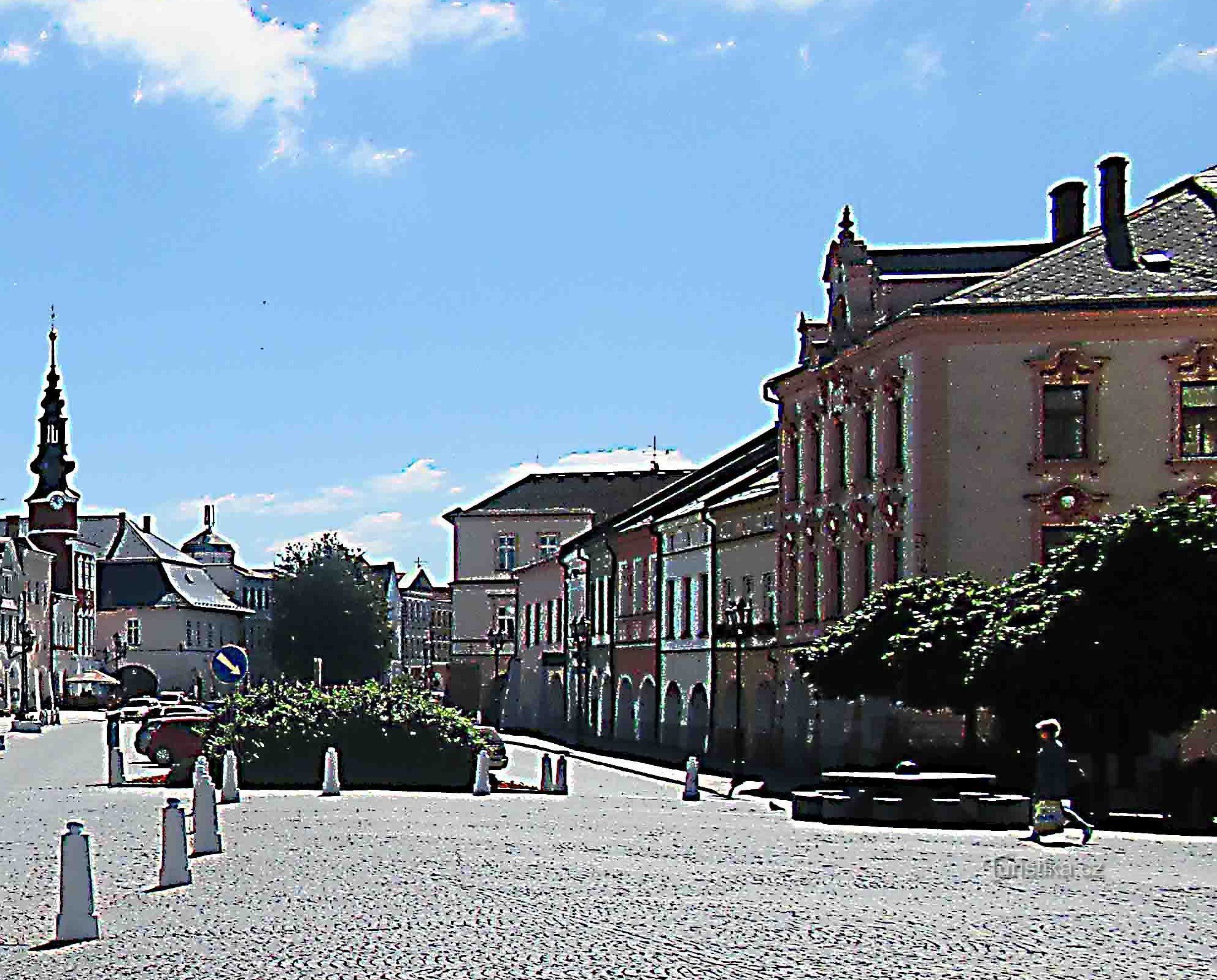 Uma mesa com sinais astronômicos em Náměstí Míru em Svitavy