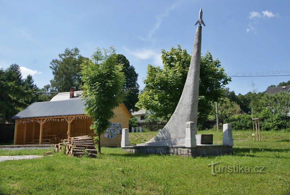 Suchá Rudná - monumentet till Sputnik-satelliten