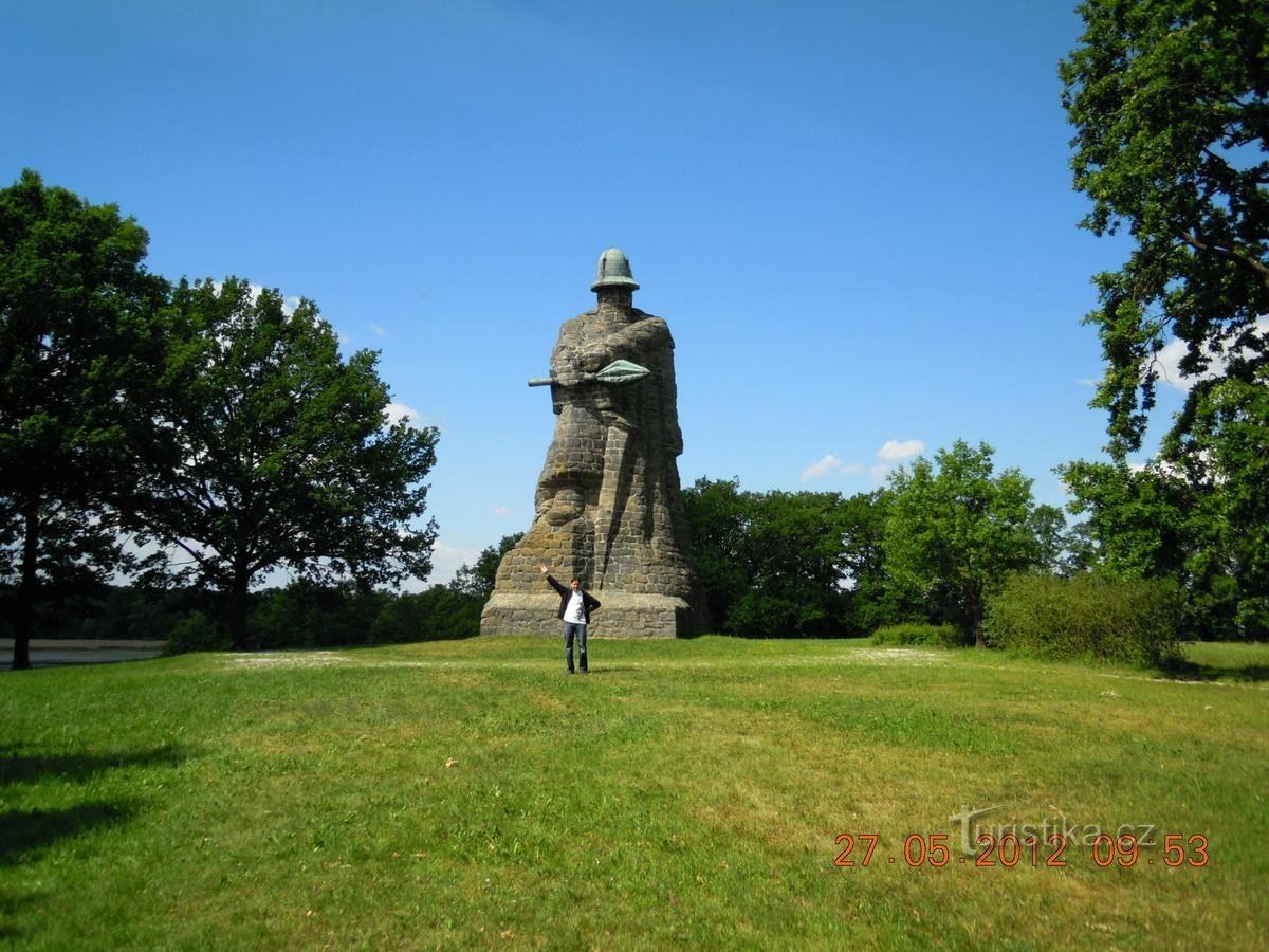 Sudoměř - memorial a Jan Žižka