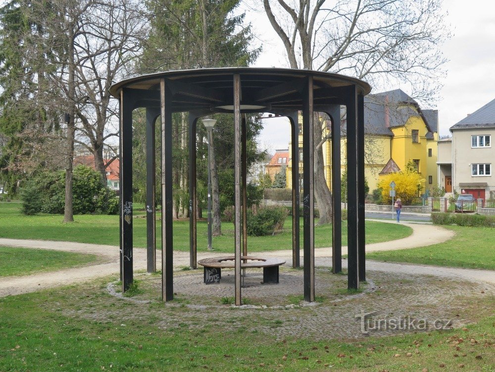 Šumperk – gazebo v Jiráský sady