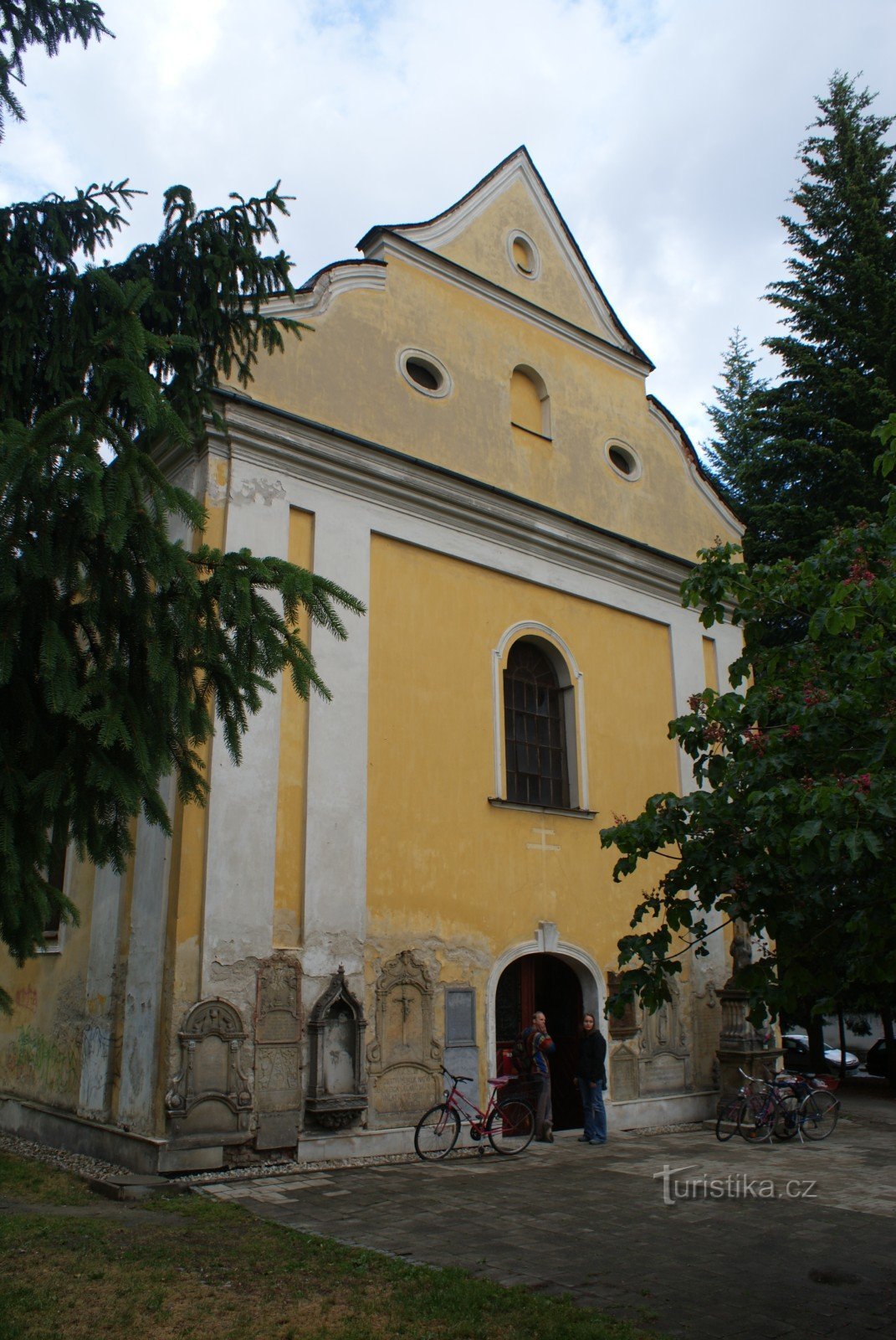 Šumperk – Barborka (iglesia y capilla del cementerio de Santa Bárbara)