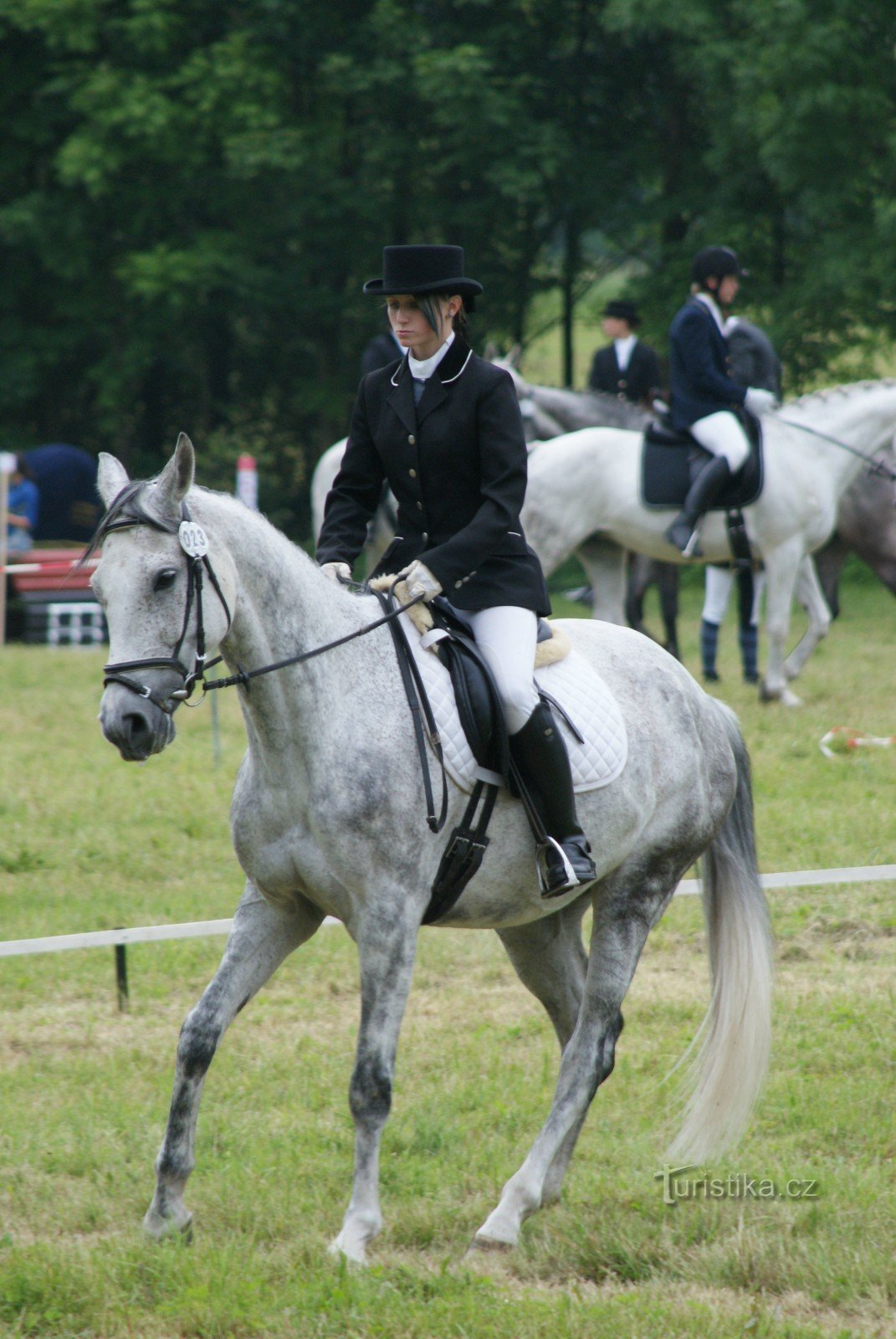 Šumperk - Manège équestre au champ de tir de Bratrušovská