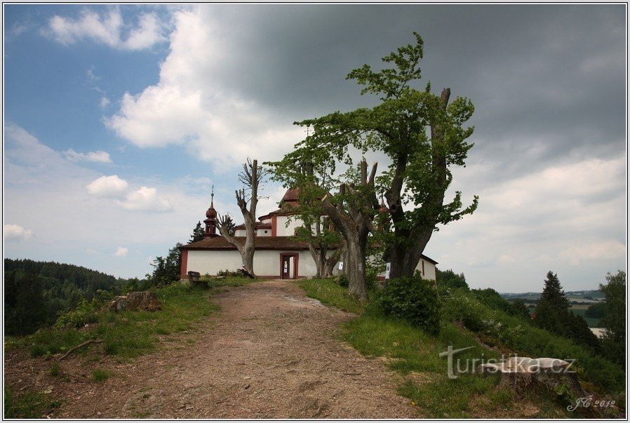 St. Jan Nepomucký, ca. 200 m von der Kreuzung entfernt