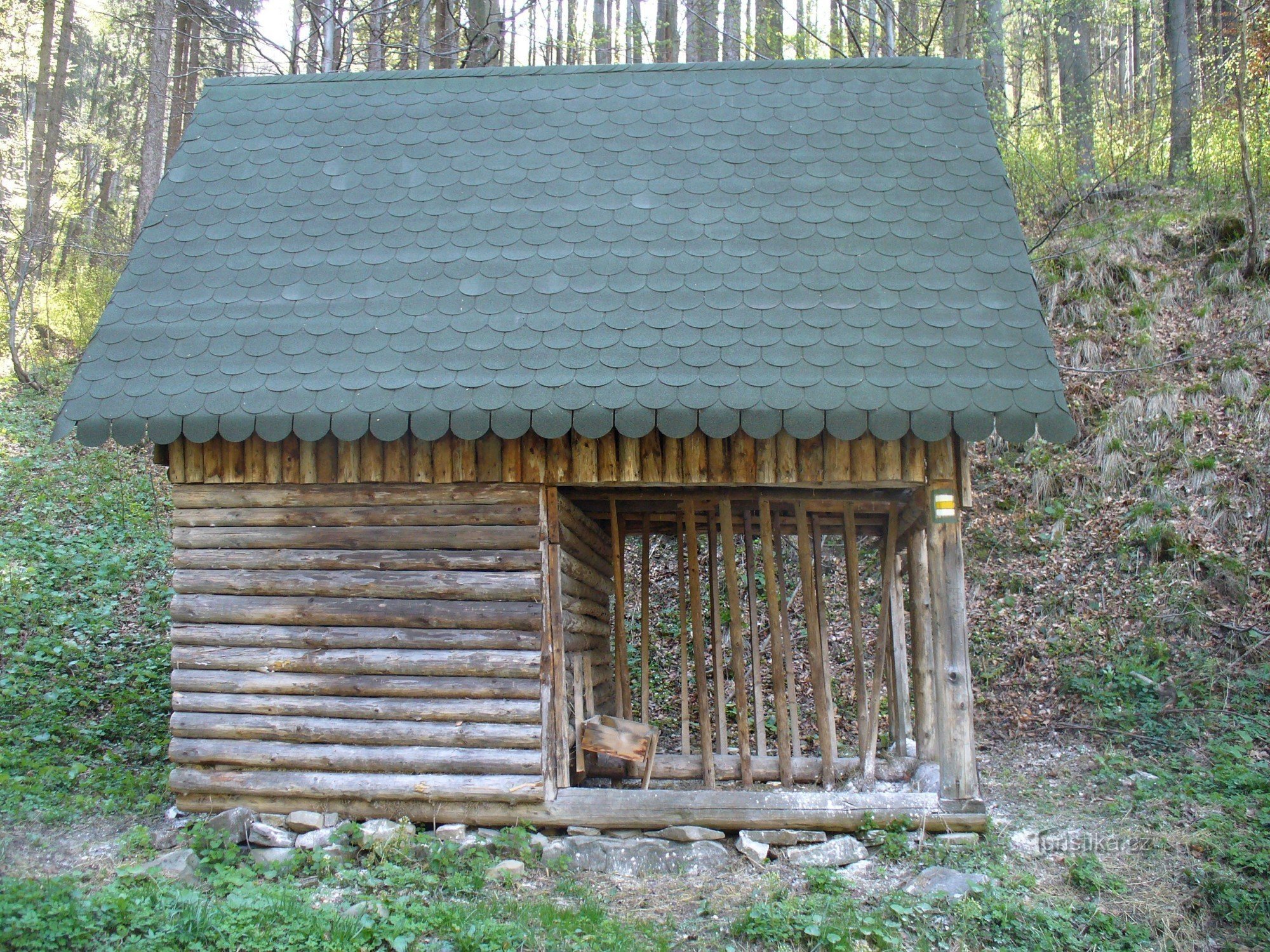 Snack bar pentru animale de companie