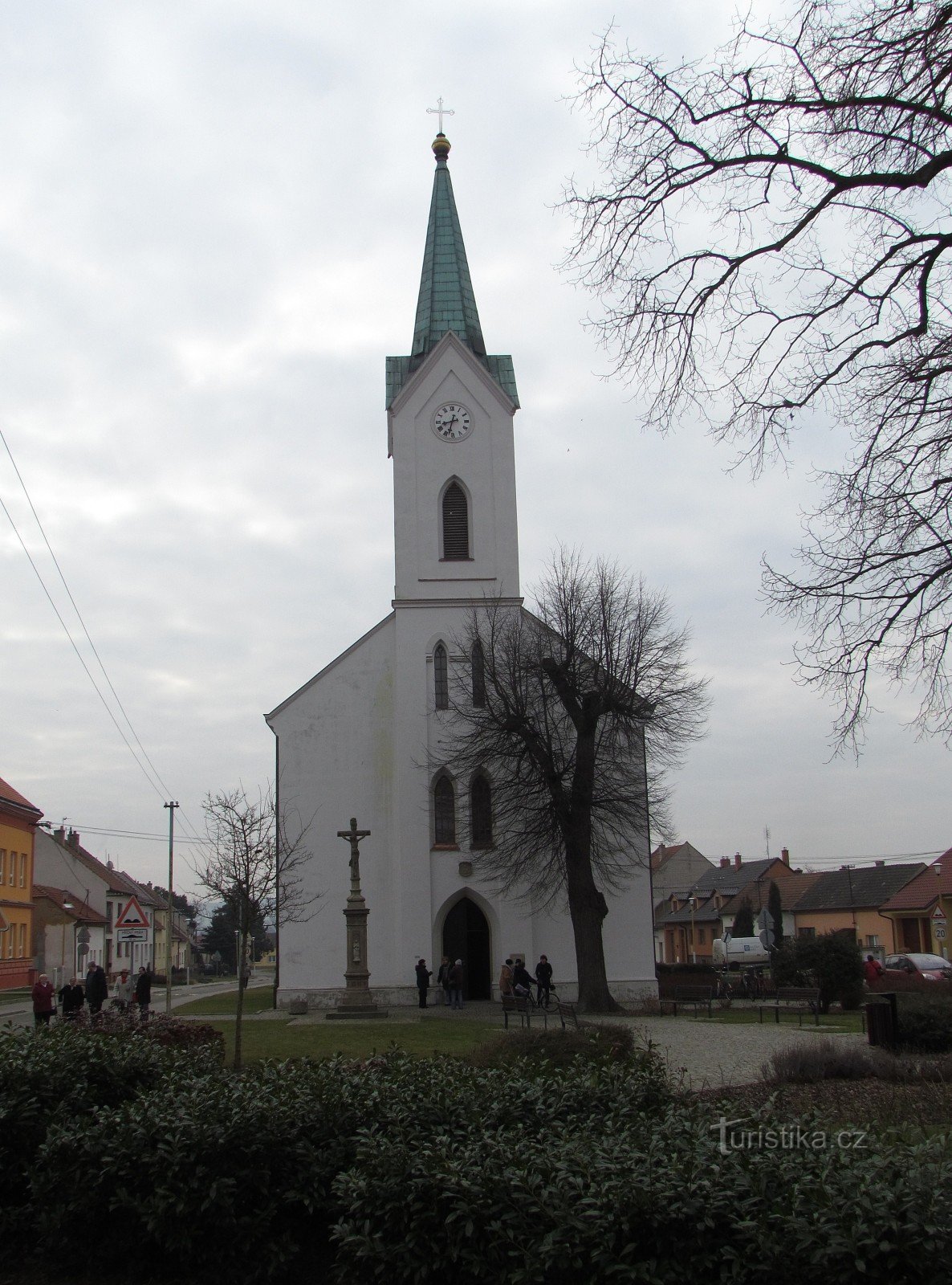 Cerkev sv. Ane v Huštěnovicah