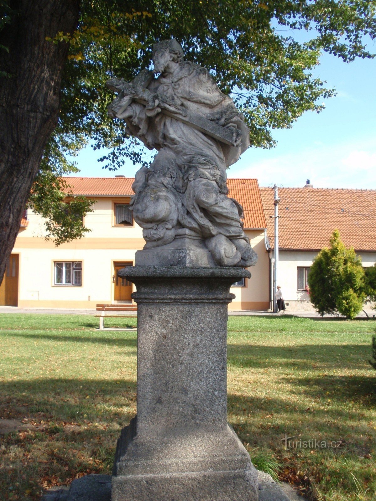 St.-Johannes-Statue in Vladislav