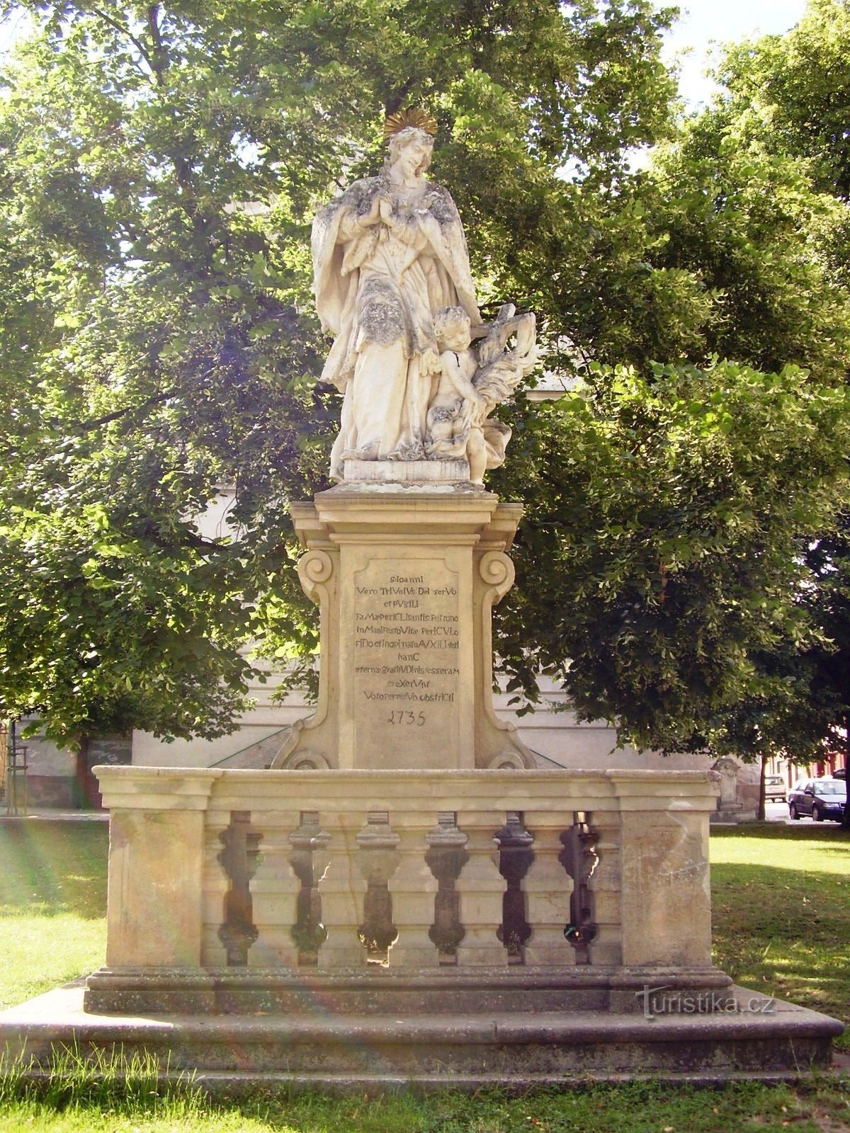 St. John's statues in Dolní Kounice