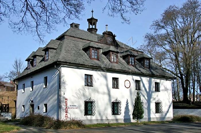 Svatovítský zámek