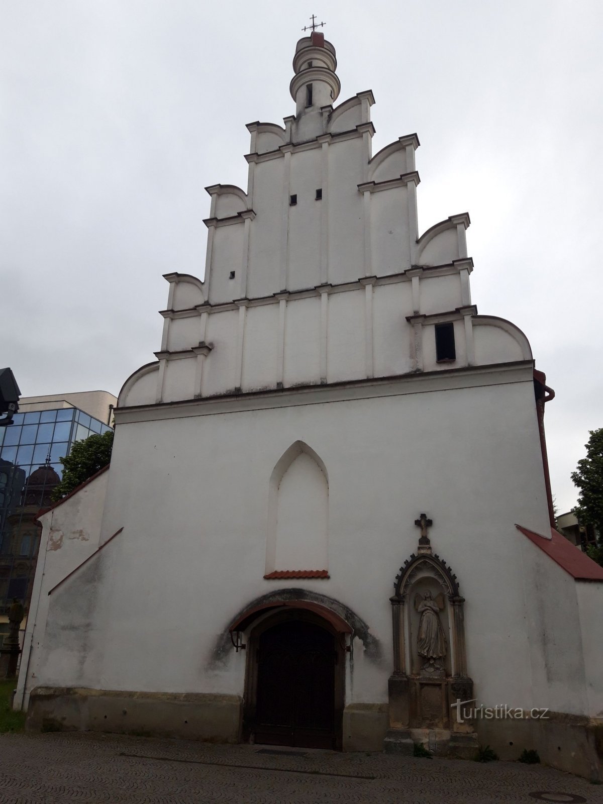 Pyhä Johannes Nepomuckin kirkossa St. Johannes Kastaja Pardubicessa
