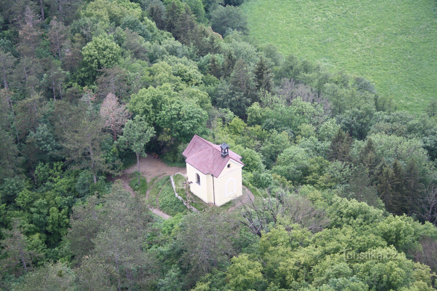 Janeza pod skalo in kapela povišanja sv. Križa