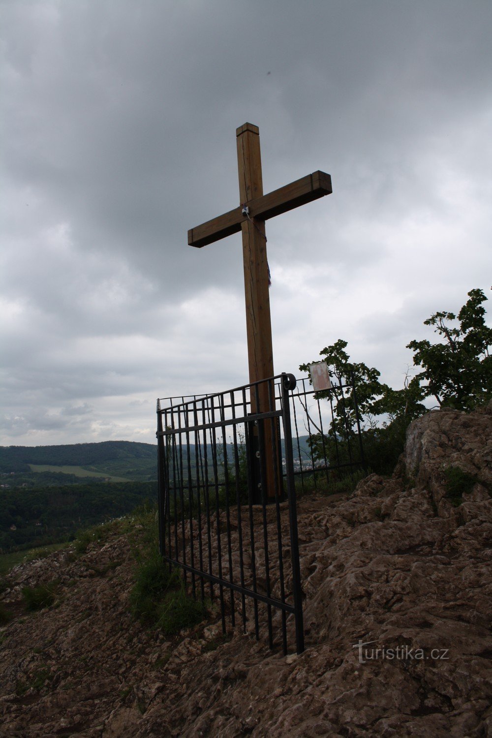 St. John onder de rots en de geweldige Lookout at the Cross