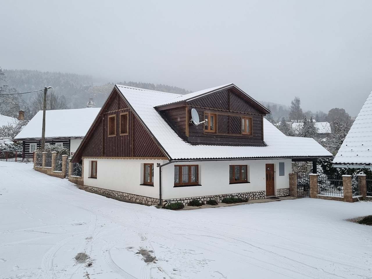 Svemico 38 u ski areálu Černý Důl