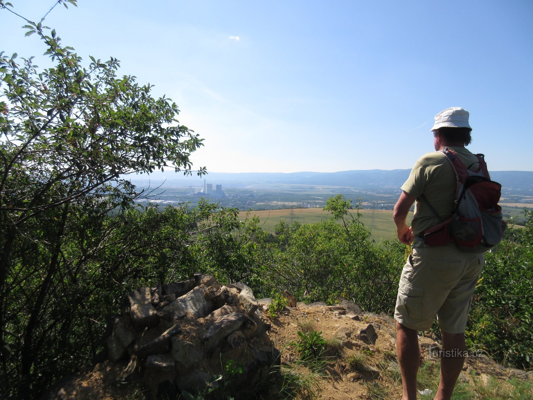 Svetec - los restos del mirador de piedra Aloisova hýzna