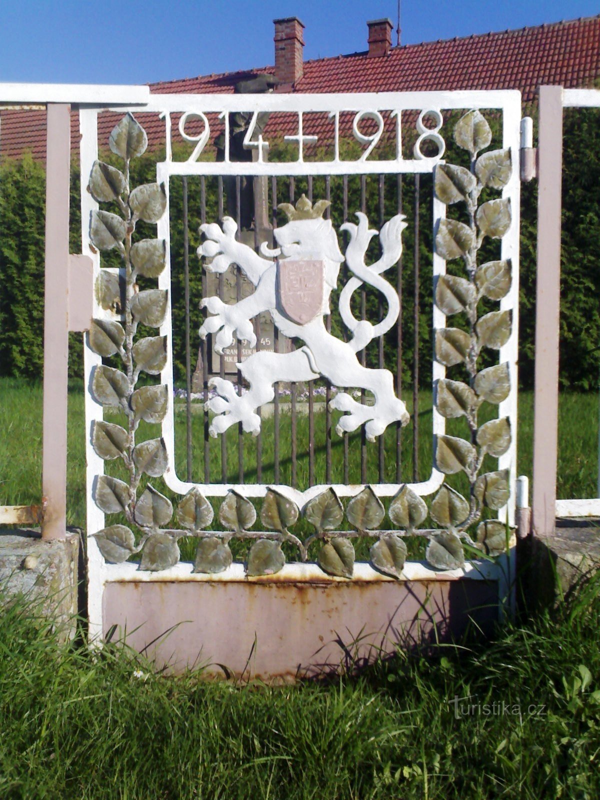 Svinary - monument aux victimes des guerres