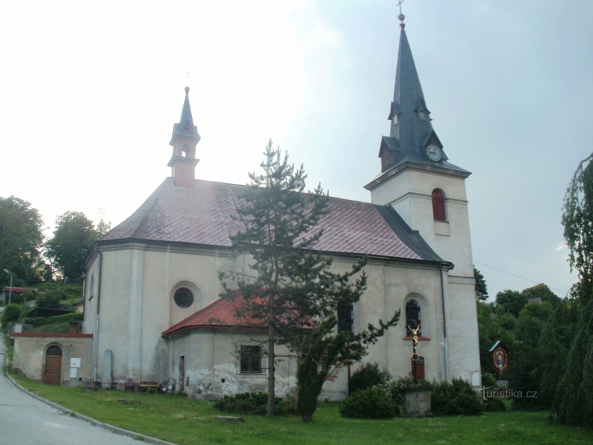 Svoboda nad Úpou - kyrkan St. Jan Nepomucký