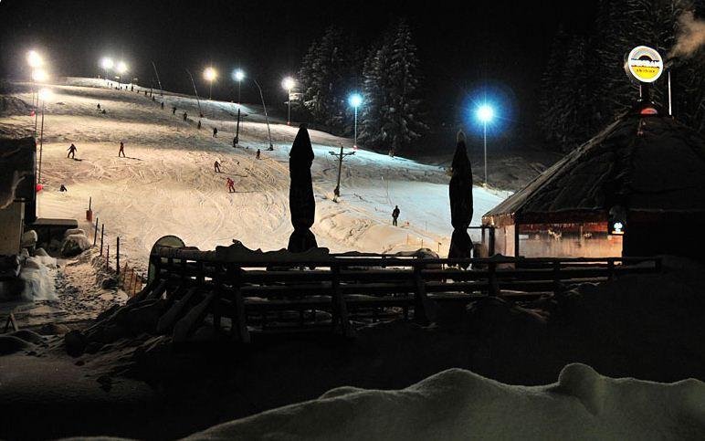 Esquí nocturno en Svoboda nad Úpa