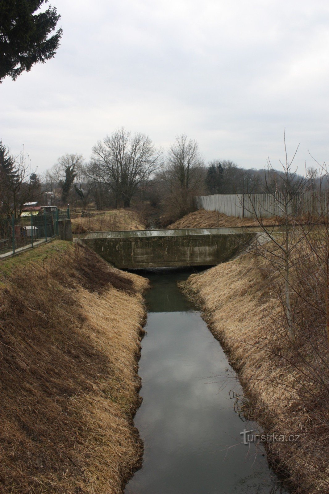 Svodnicei alulfolyós malomhajtás