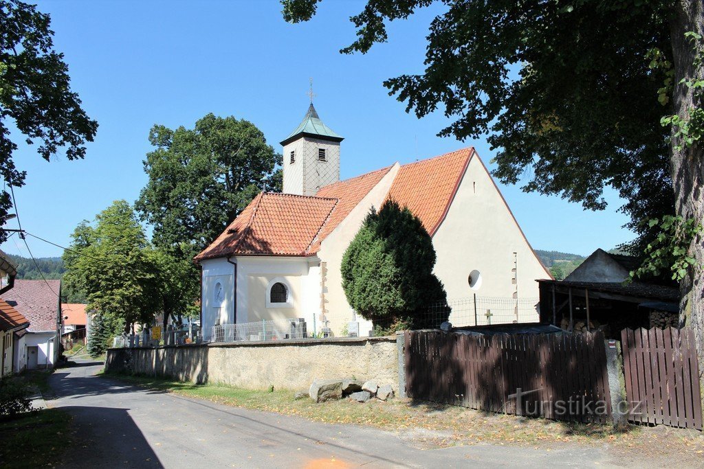 Svojšice, nhà thờ St. John the Baptist