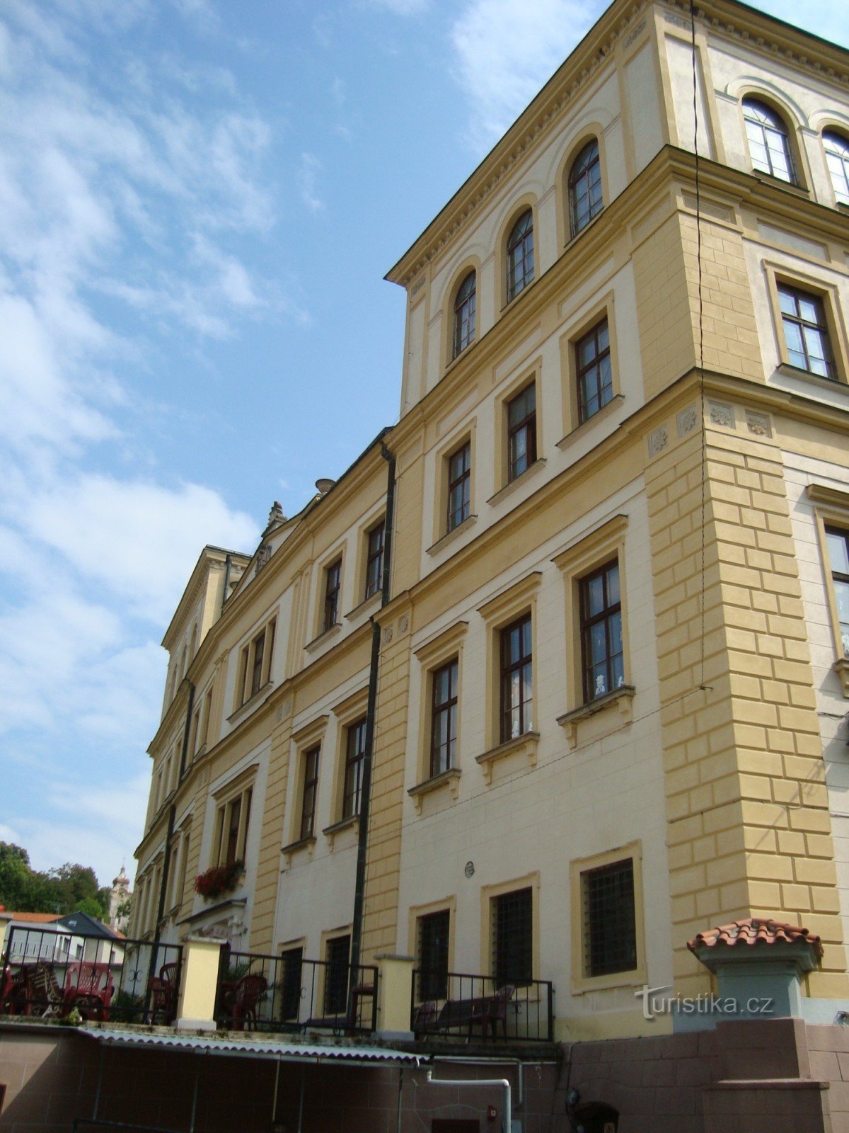 Castelul Svojšice-Foto: Ulrych Mir.