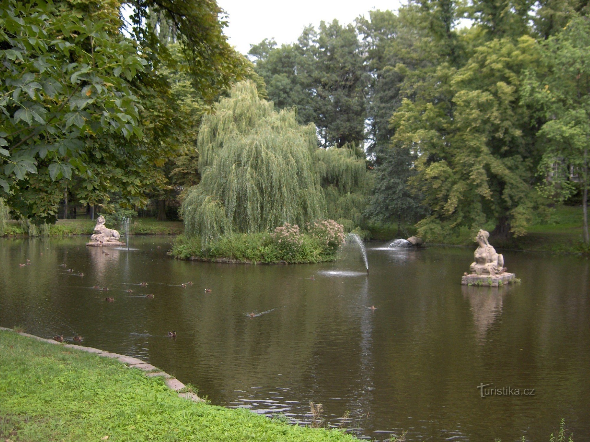 スイング池