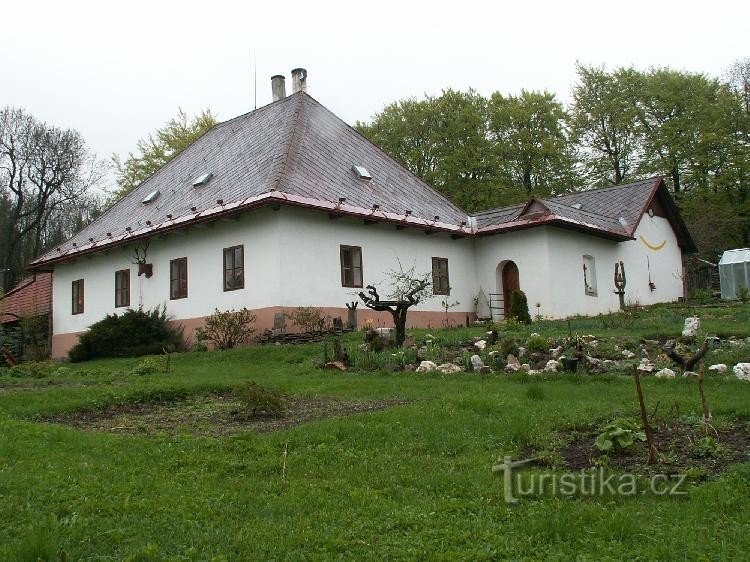 Sykořská hajovna: Jára Cimrman's educational trail ends at the Sýkoř forest park.