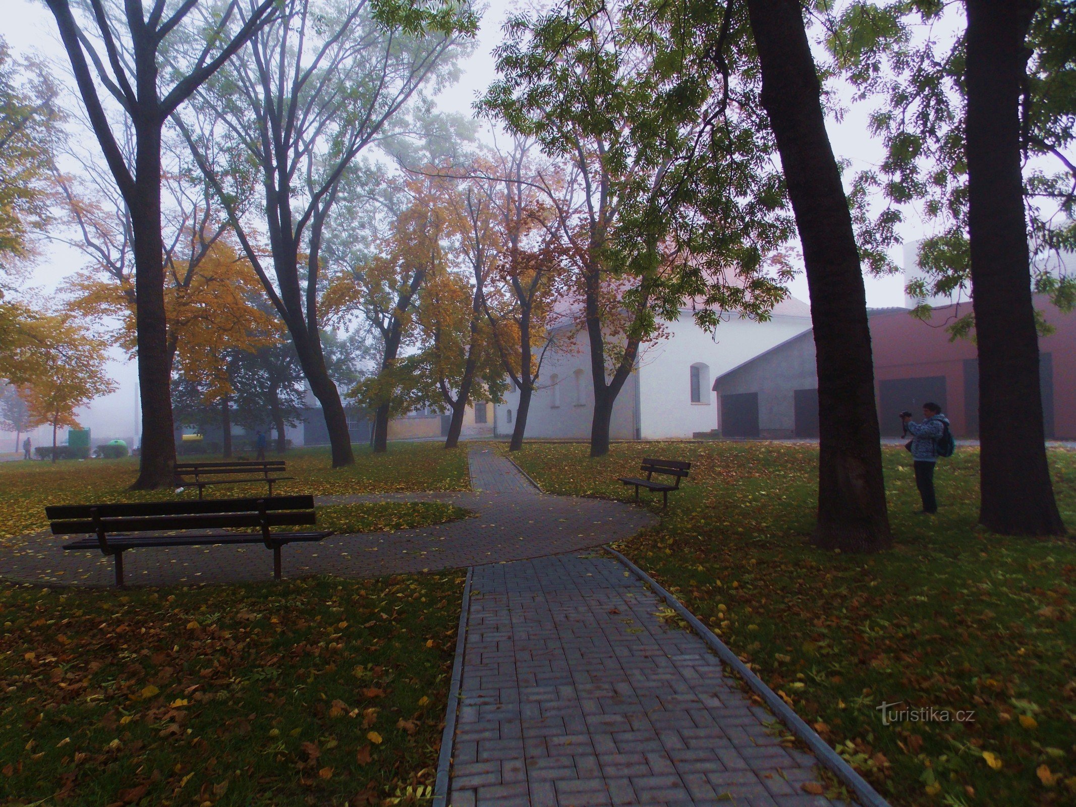 Synagoga nära stadsparken i Kojetín