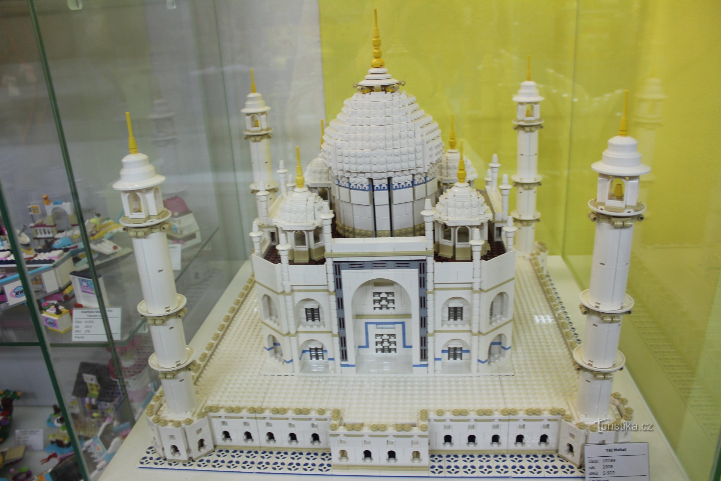 TABĂRĂ LEGO MUSEUM