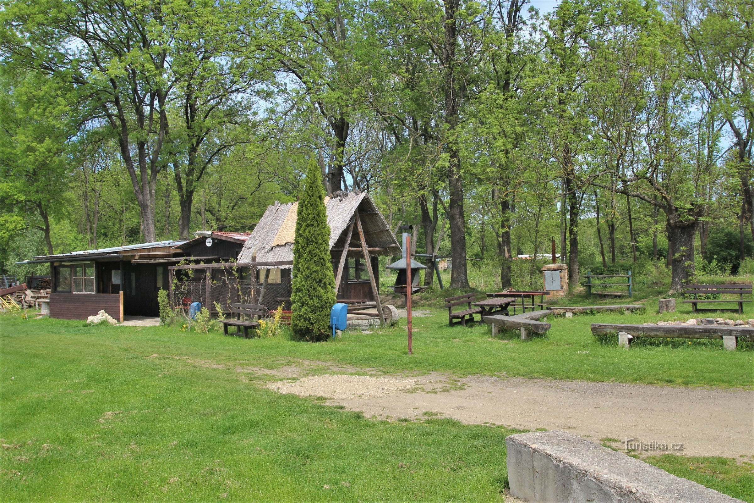 Camping con chimenea