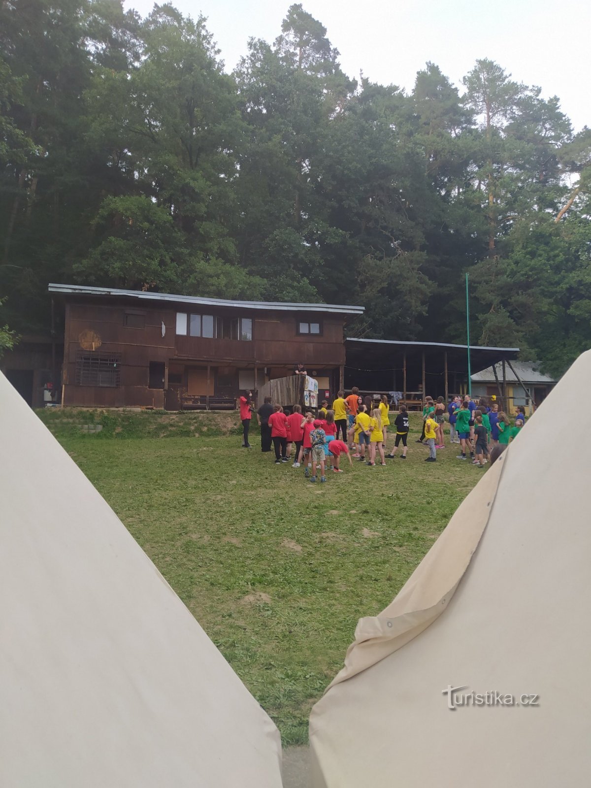 Khu cắm trại gần Křekov