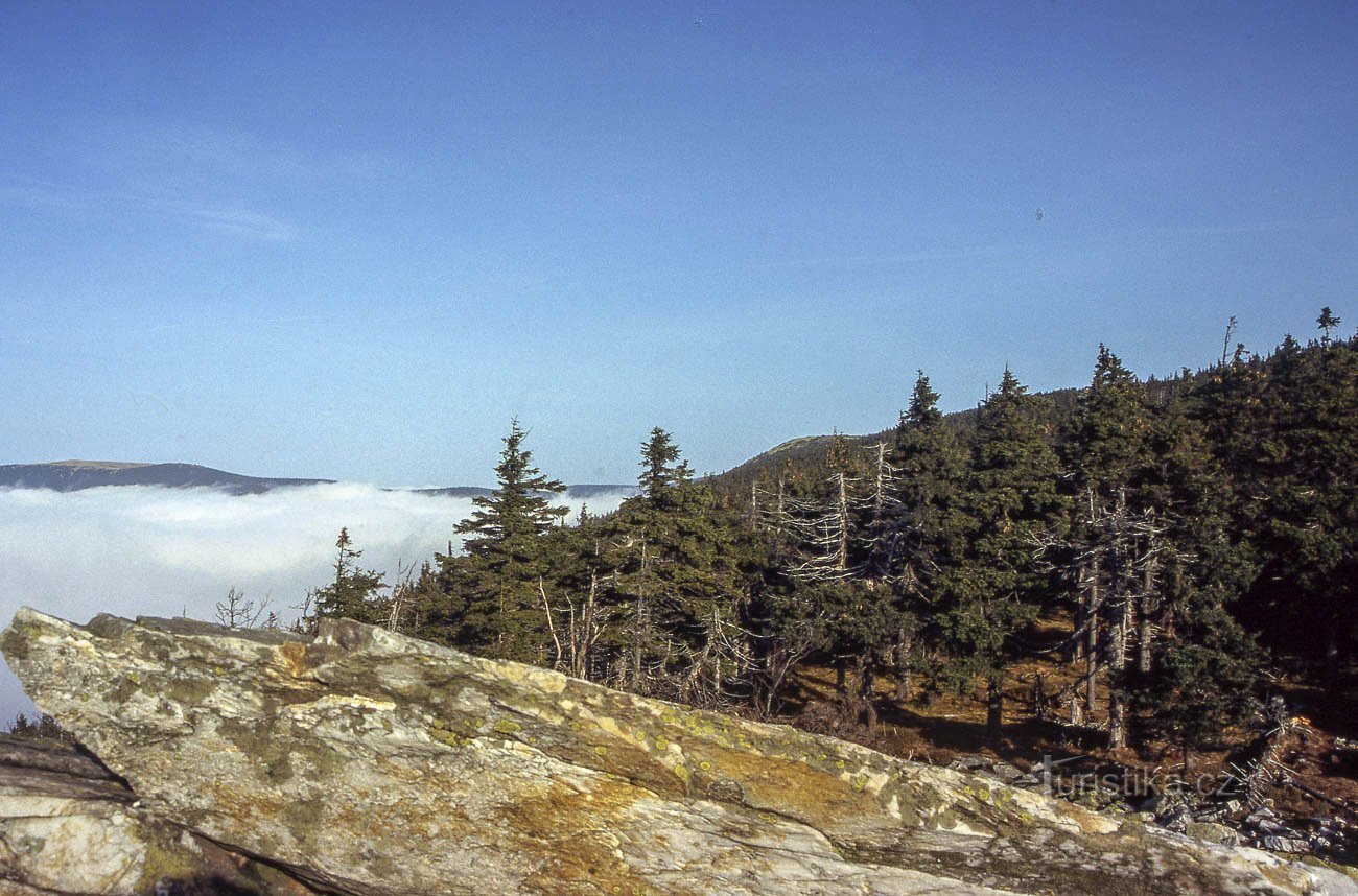 Tässä inversion korkki on suhteellisen lähellä