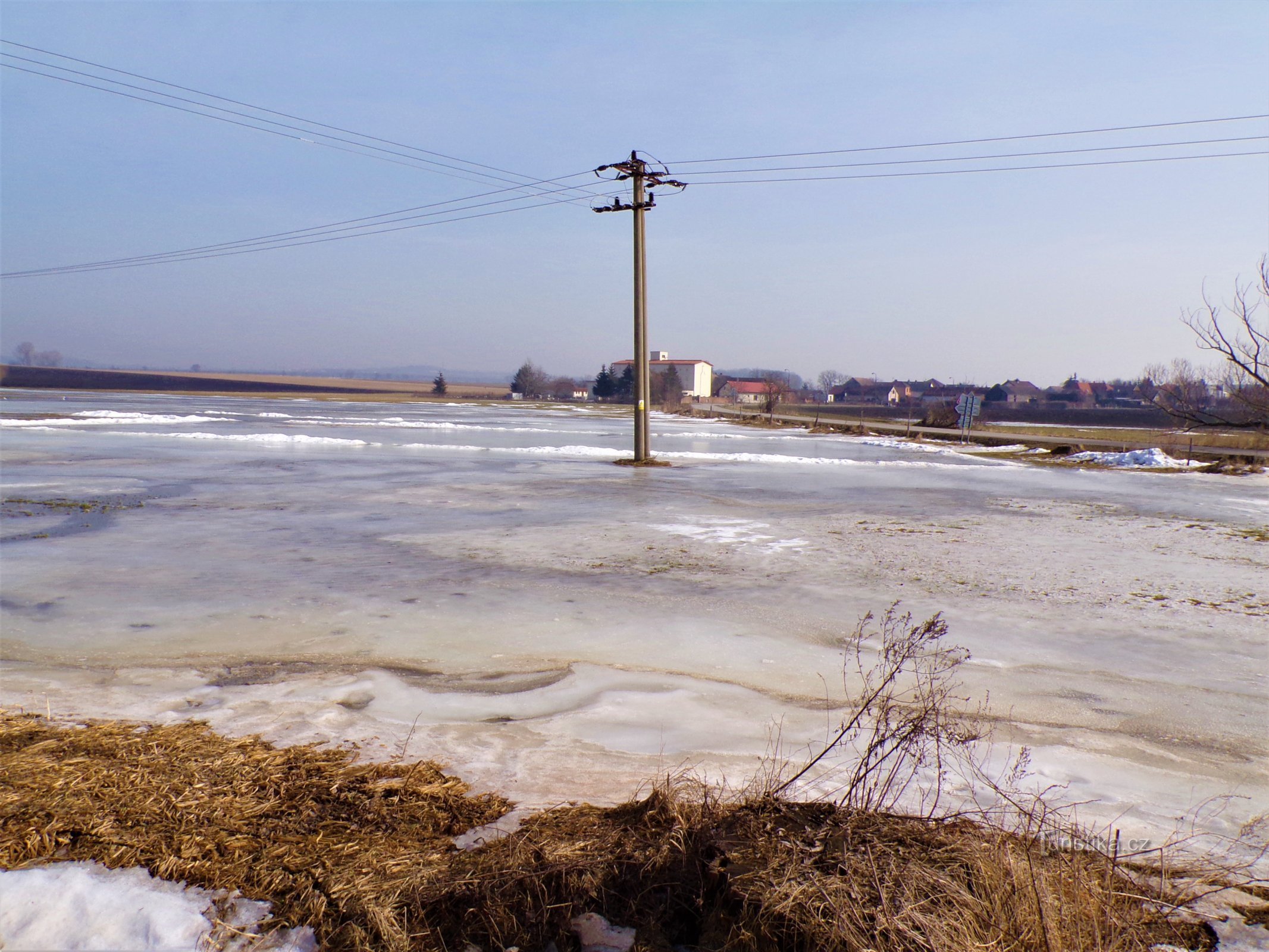 Таяние снега в Быстрицах и Кленицких водницах (Мокровусы, 24.2.2021)