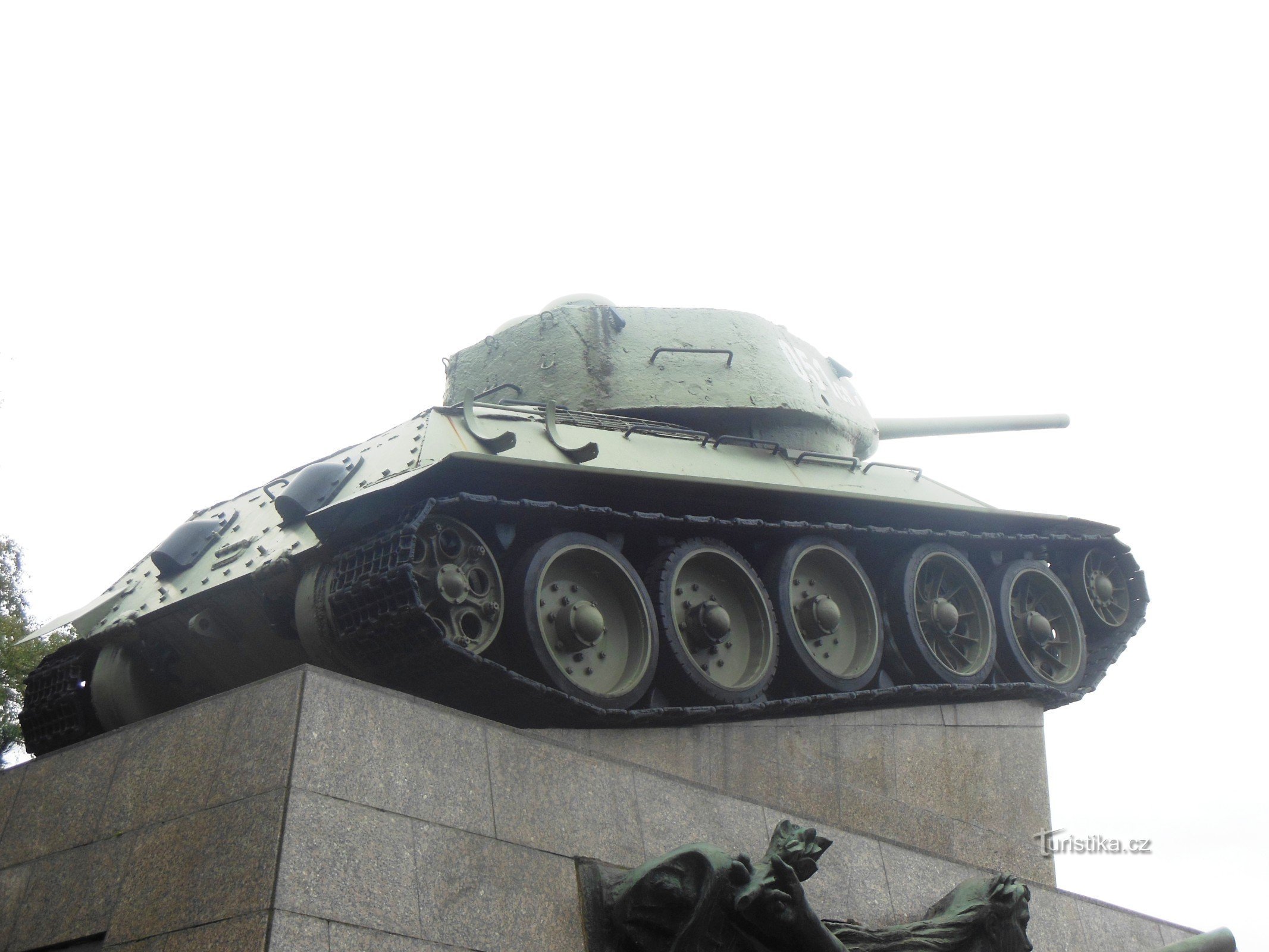 051-es számú tank