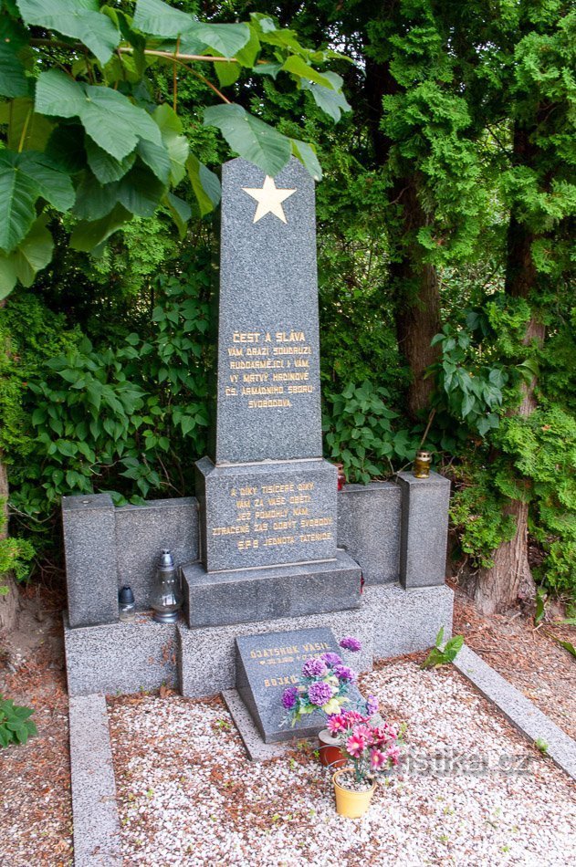 Tatenice - Monument to fallen fighters