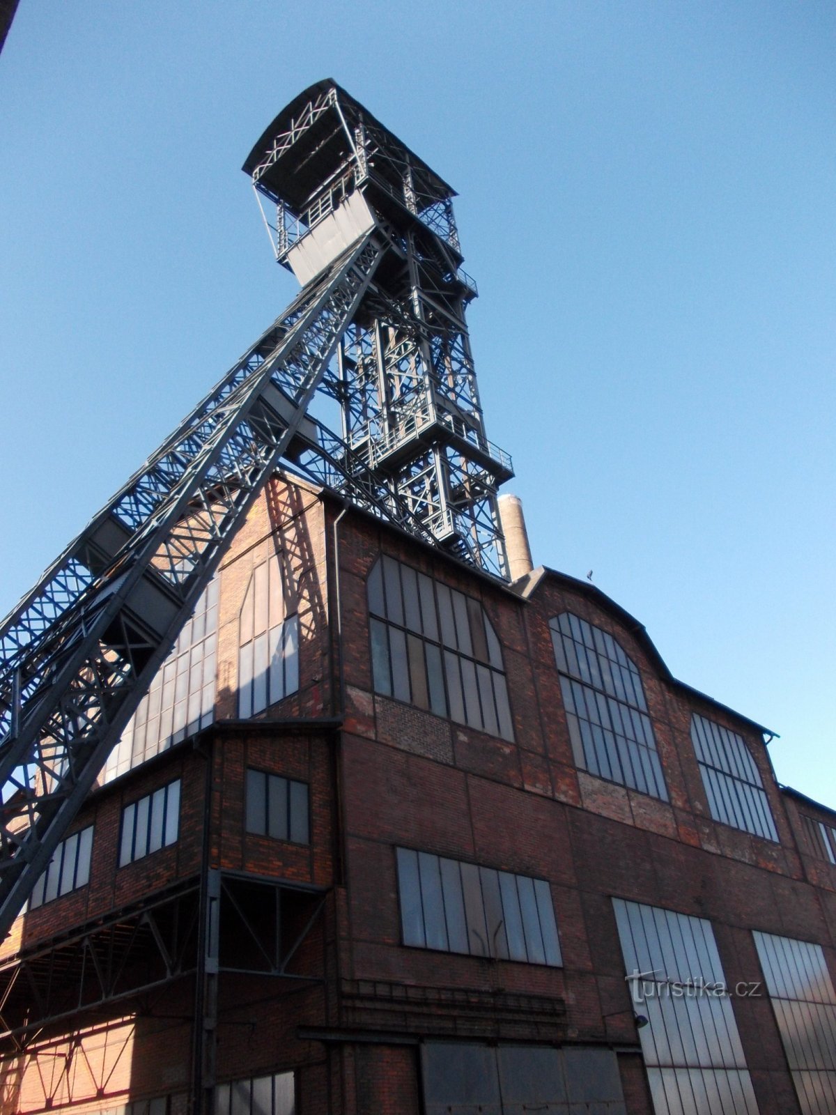 dessiner la tour avec le bâtiment