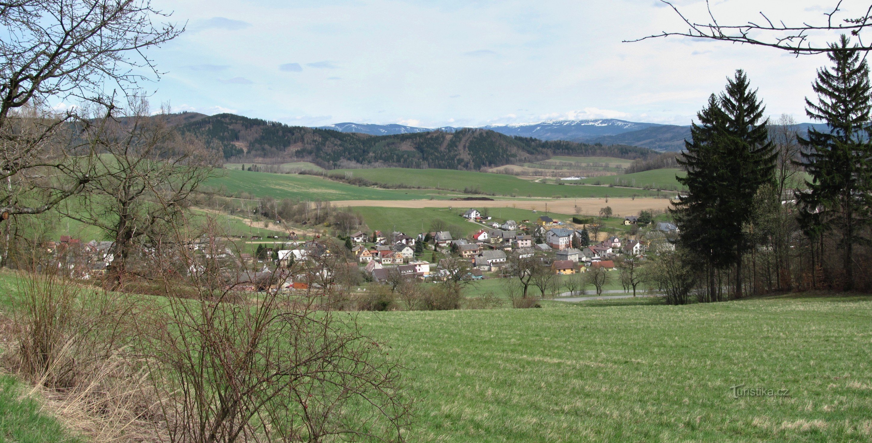 Temenice and Jesenice panorama