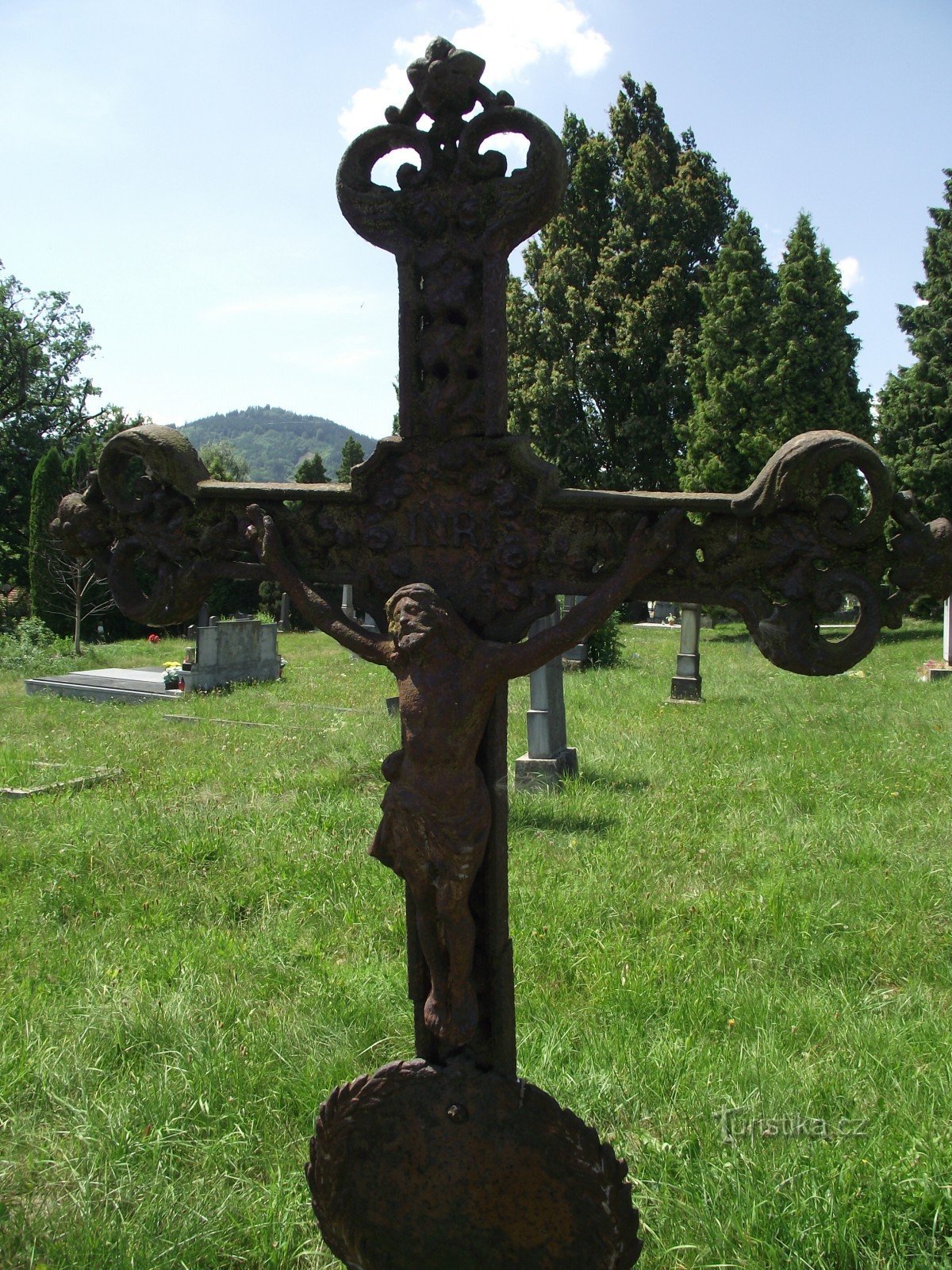 Temenicky kirkegård under Háje