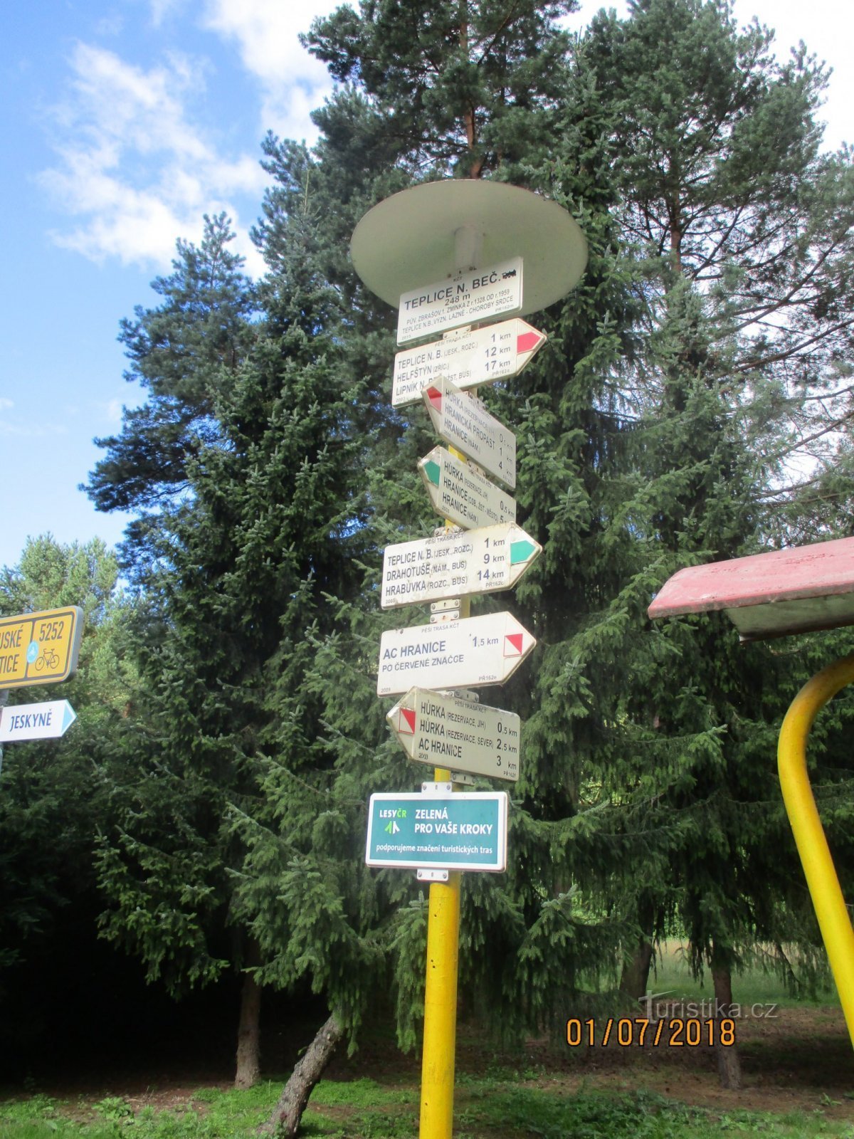 Teplice nad Bečvou - kolej (drogowskaz dla turystyki rowerowej)