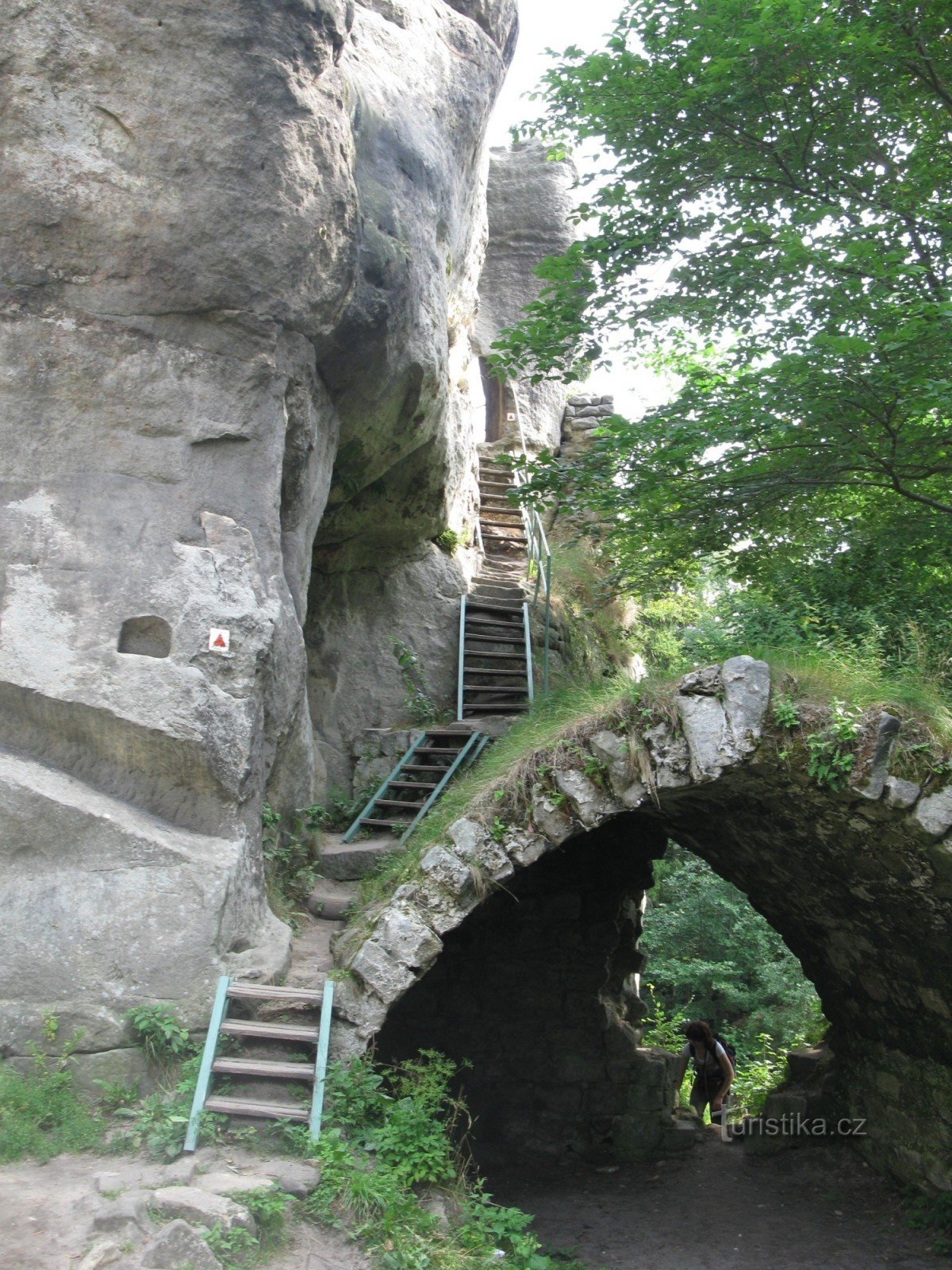 Teplice nad Metují, Skály, Cáp e Supí skály