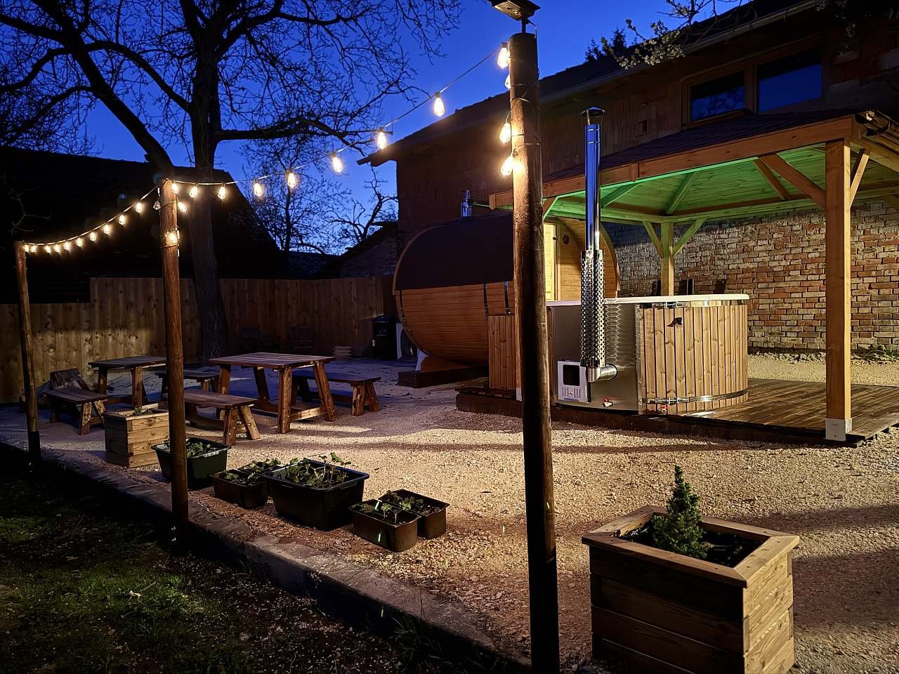 Terasa se saunou a vířivkou