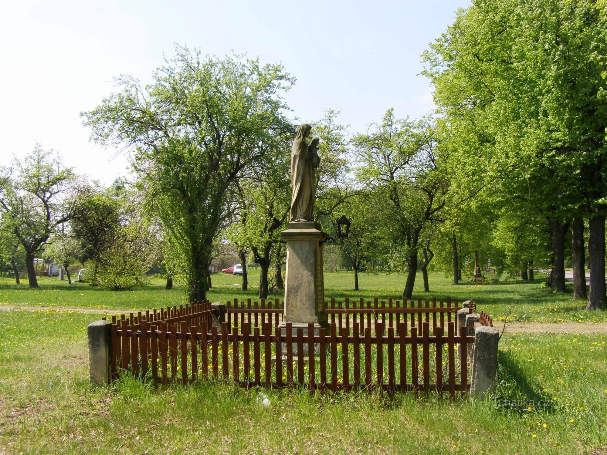 Quà tặng của Teresa - St. Mary trinh nữ