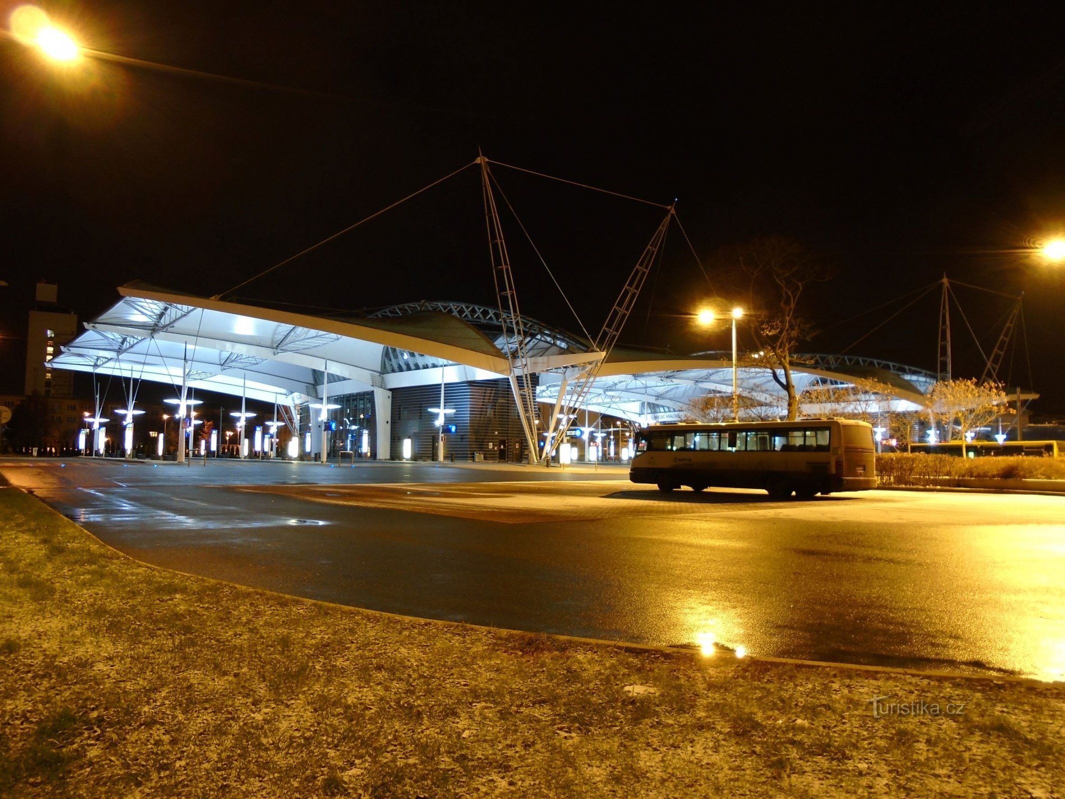 Terminal dei trasporti di massa (Hradec Králové, 10.12.2017/XNUMX/XNUMX)