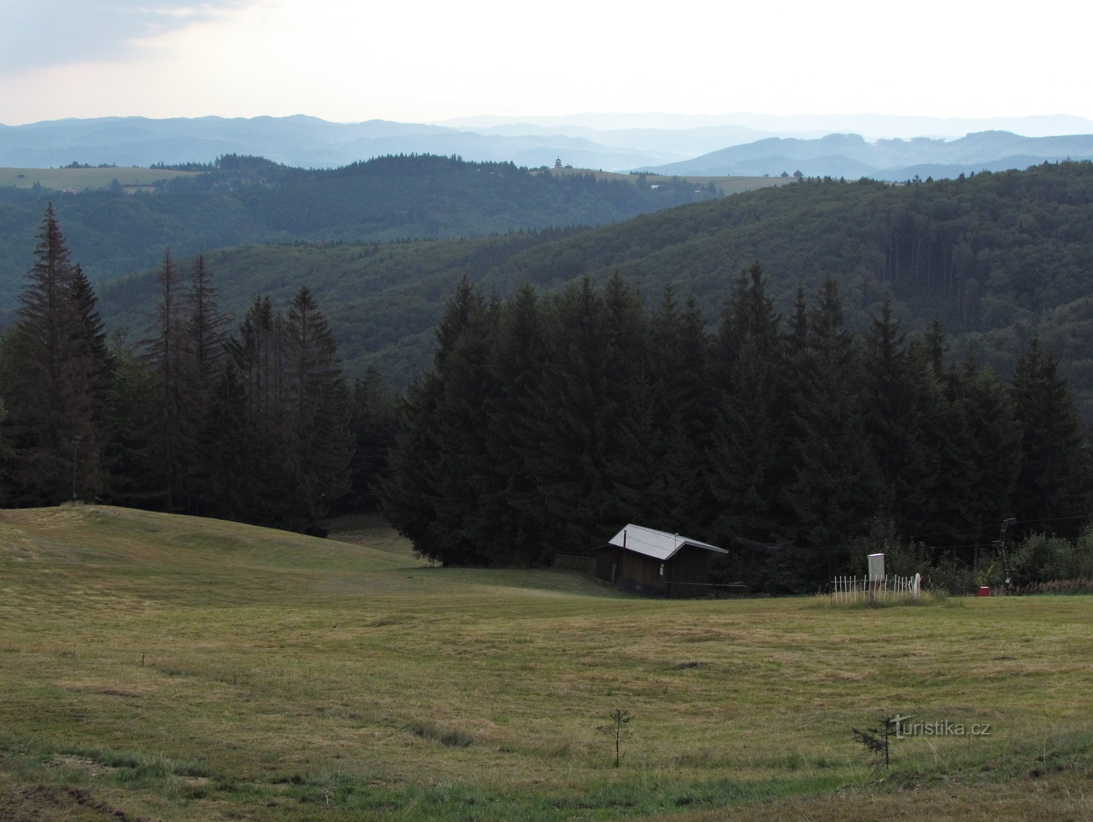 Tesák - slikovito skijalište